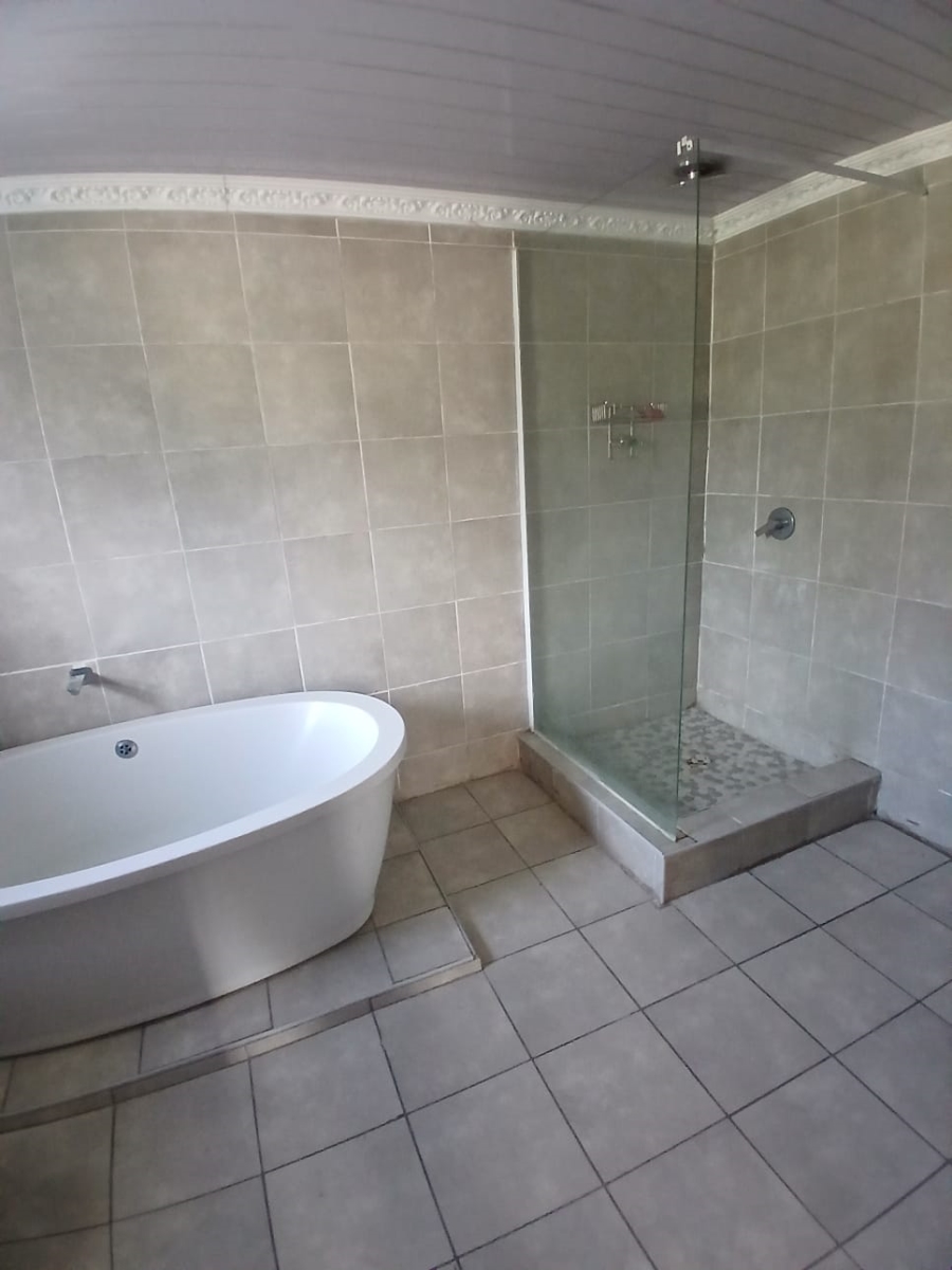 3 Bedroom Property for Sale in Haven Hills Eastern Cape